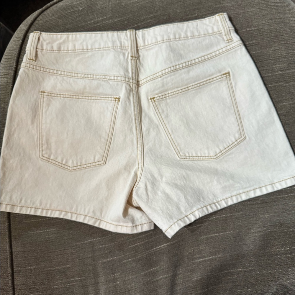 Universal Thread Off-White Denim - image 2